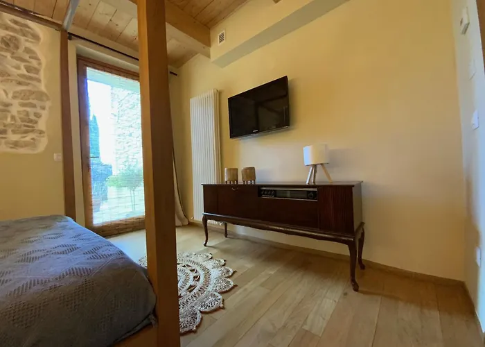 Monte Pino Apartamento Pergola